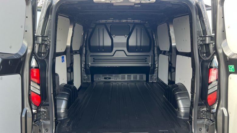 Ford Transit Custom 320 L1 Diesel Fwd 2.0 EcoBlue 136ps H1 Van Limited
